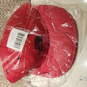 Supreme x Northface 5 panel nwt